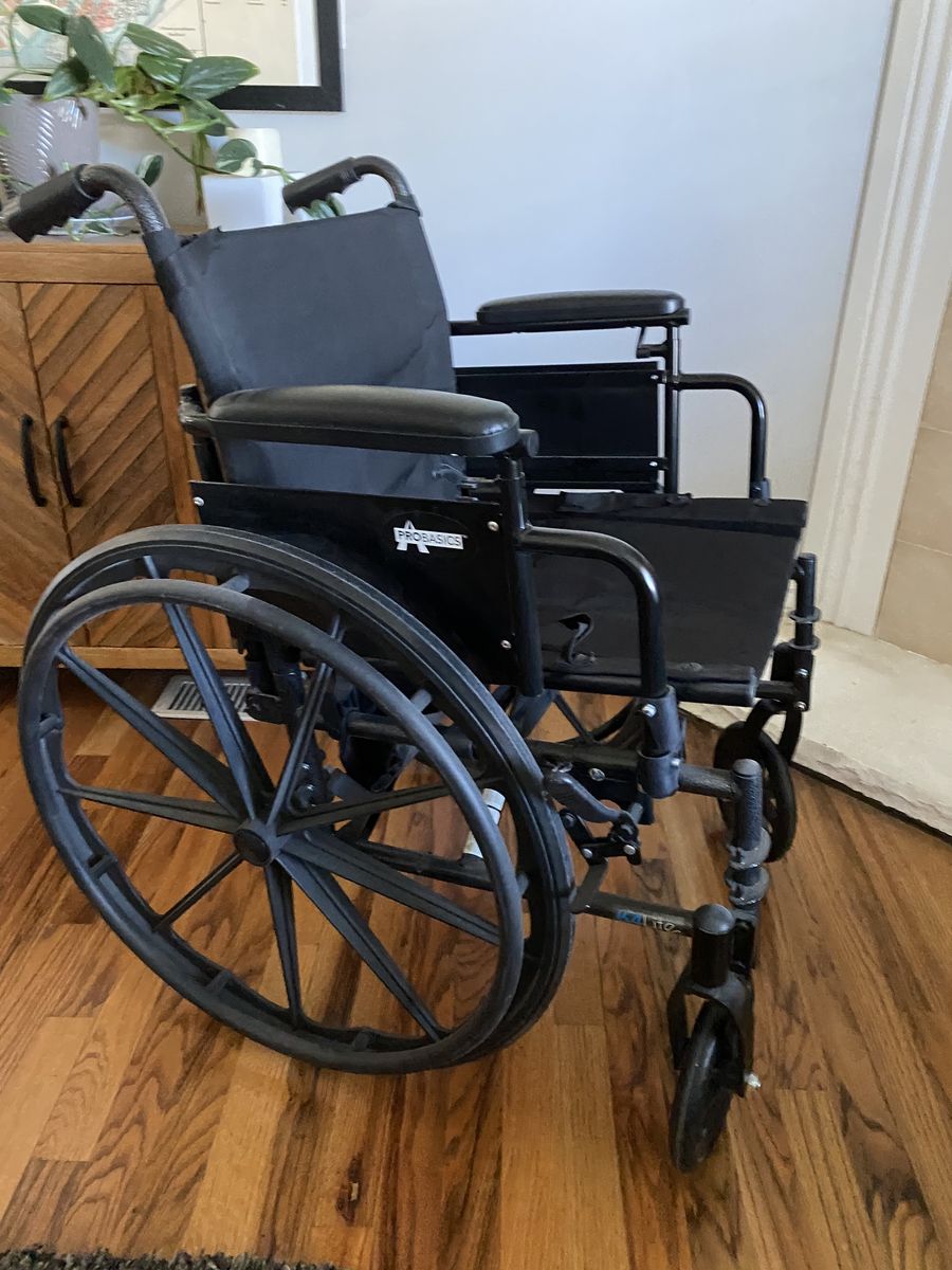Pro Basic Wheelchair – Excellent Condition