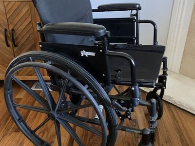 Pro Basic Wheelchair – Excellent Condition