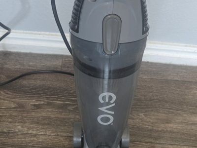 EVO Jet 3-in-1 Lightweight Stick Vacuum Cleaner - Like New!!!