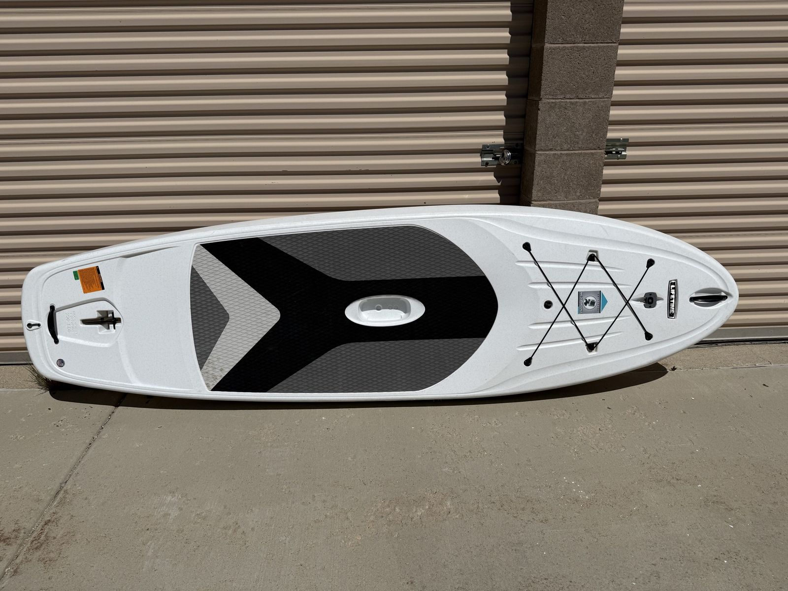 Lifetime Stand-Up Paddle Board White Hard Shell SUP (230 lbs Max Capacity)