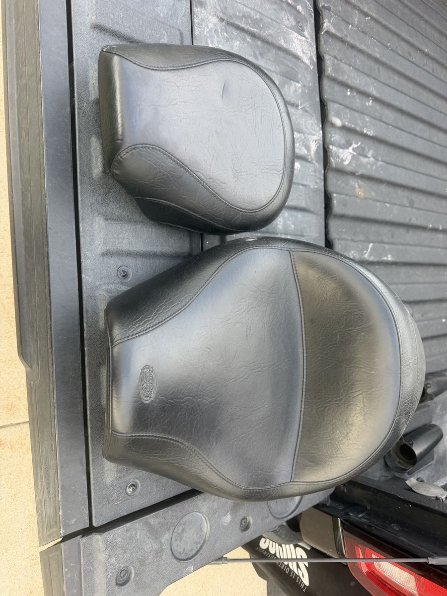 Mustang seat for Honda shadow