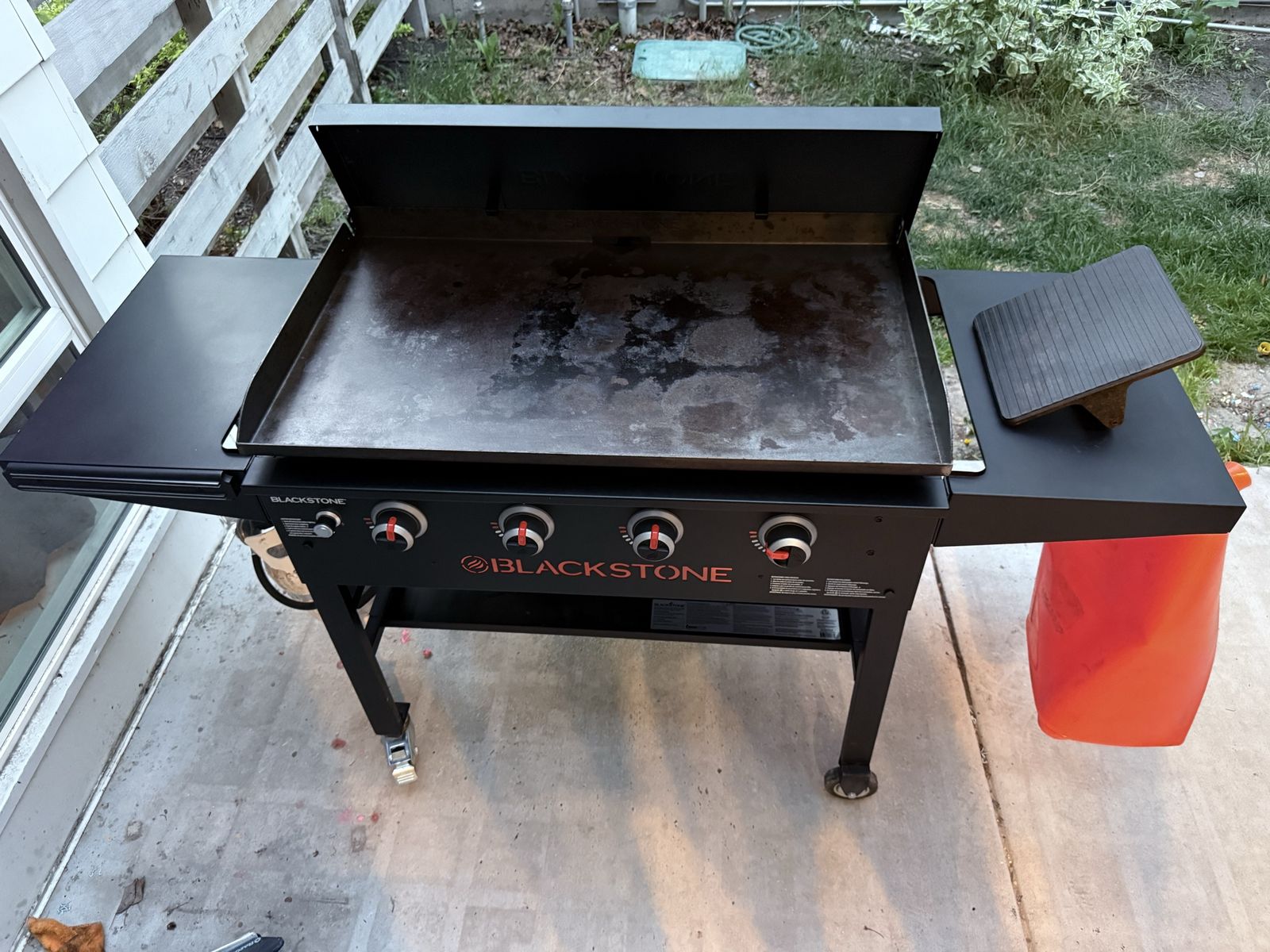 Blackstone 36” 4-Burner Griddle + Accessories