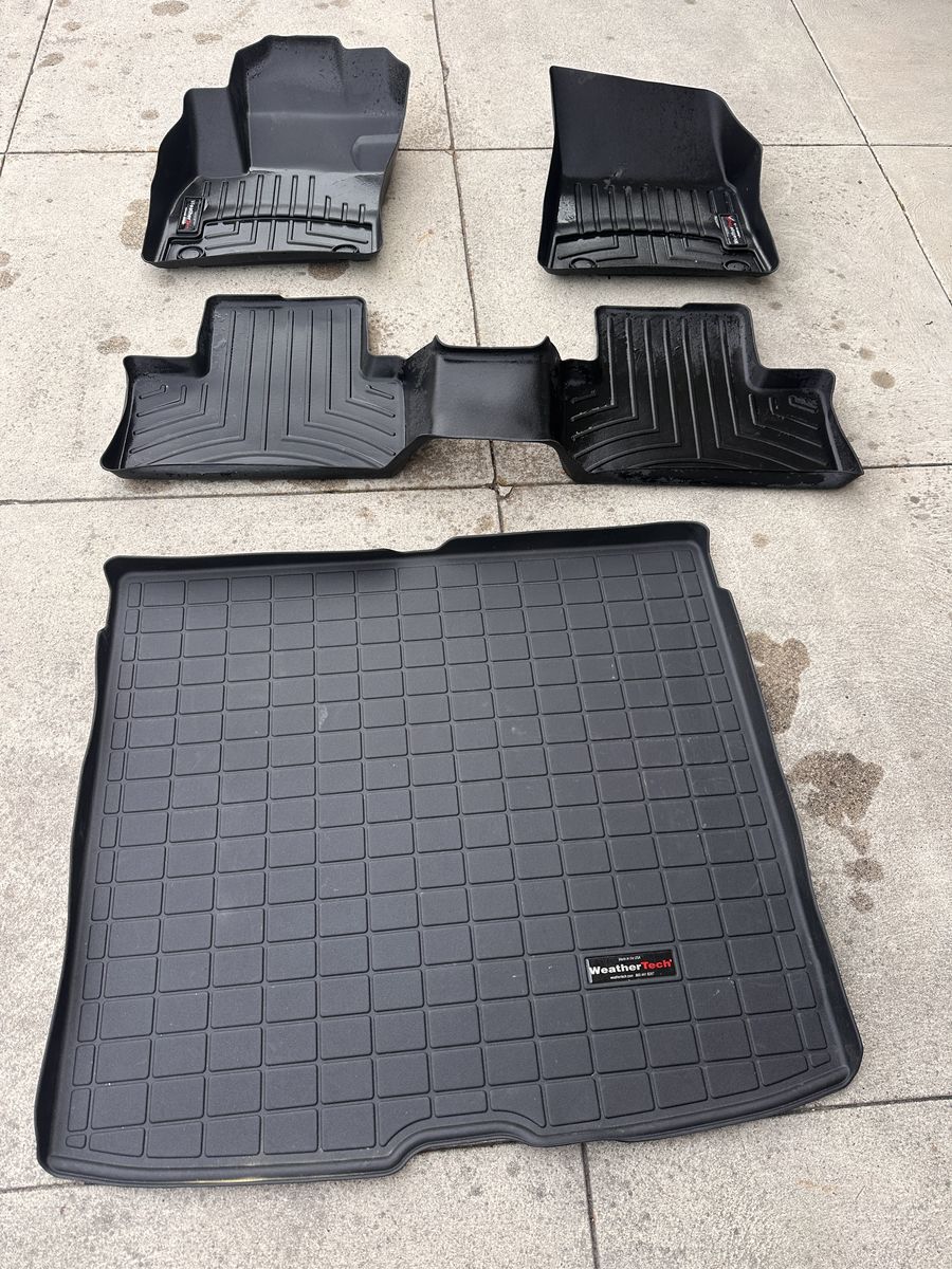 Weathertech Floormats for 2021 Volvo XC40
