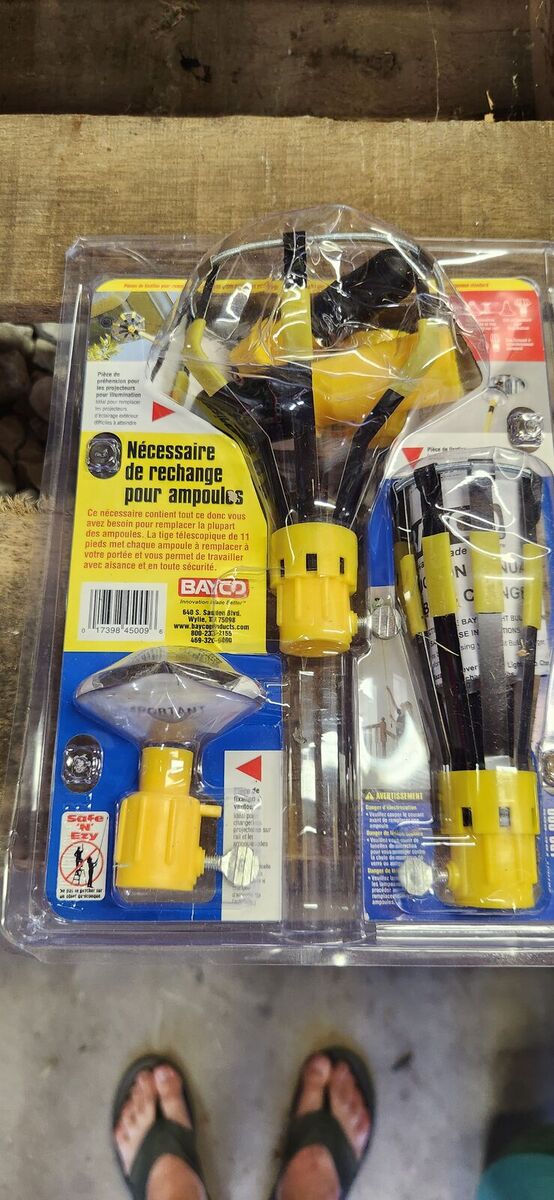 Bayco Item LBC-600SDL Light Bulb Changing Kit