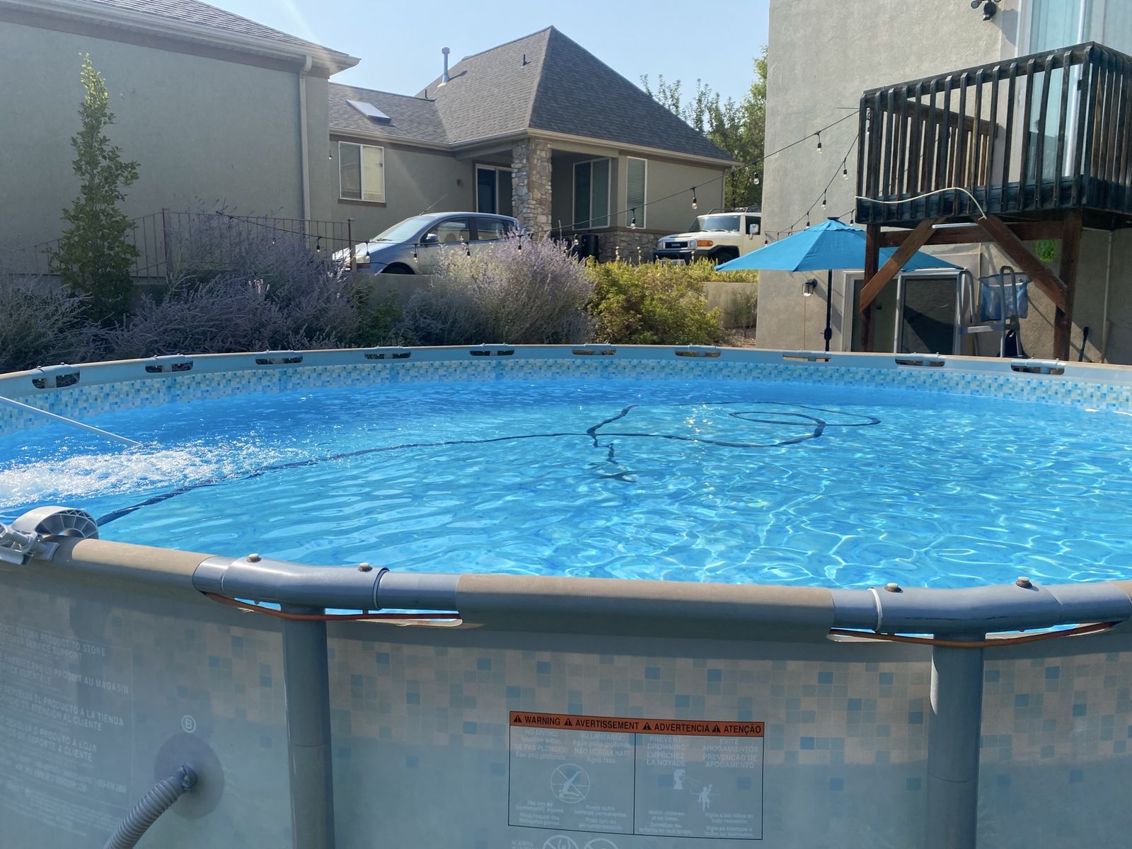 Above ground pool