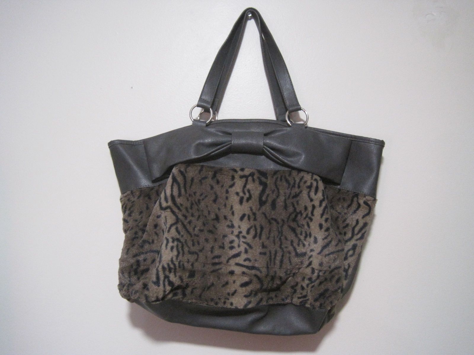 Paris Hilton Faux Fur & Faux Leather Grey & Brown Animal Print Womens Purse/Tote