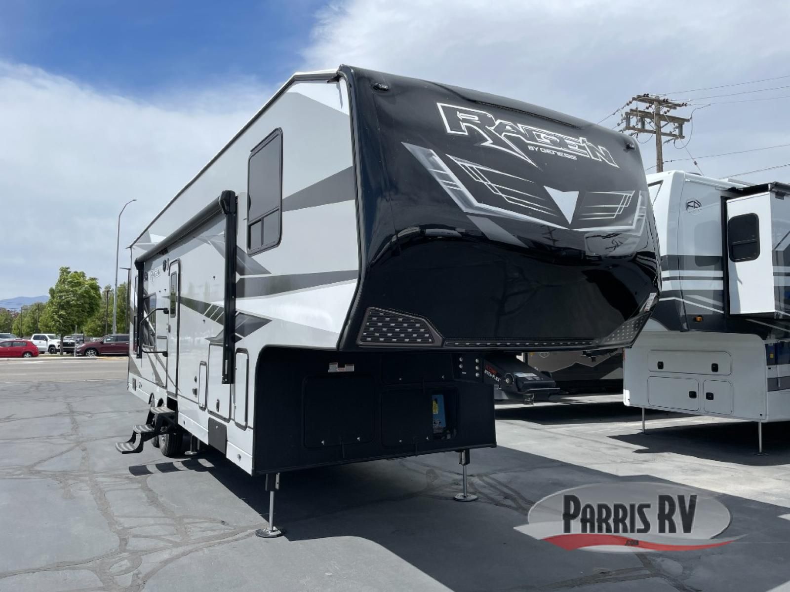 New 2027 Genesis Supreme Rage'n 3317RCKXL