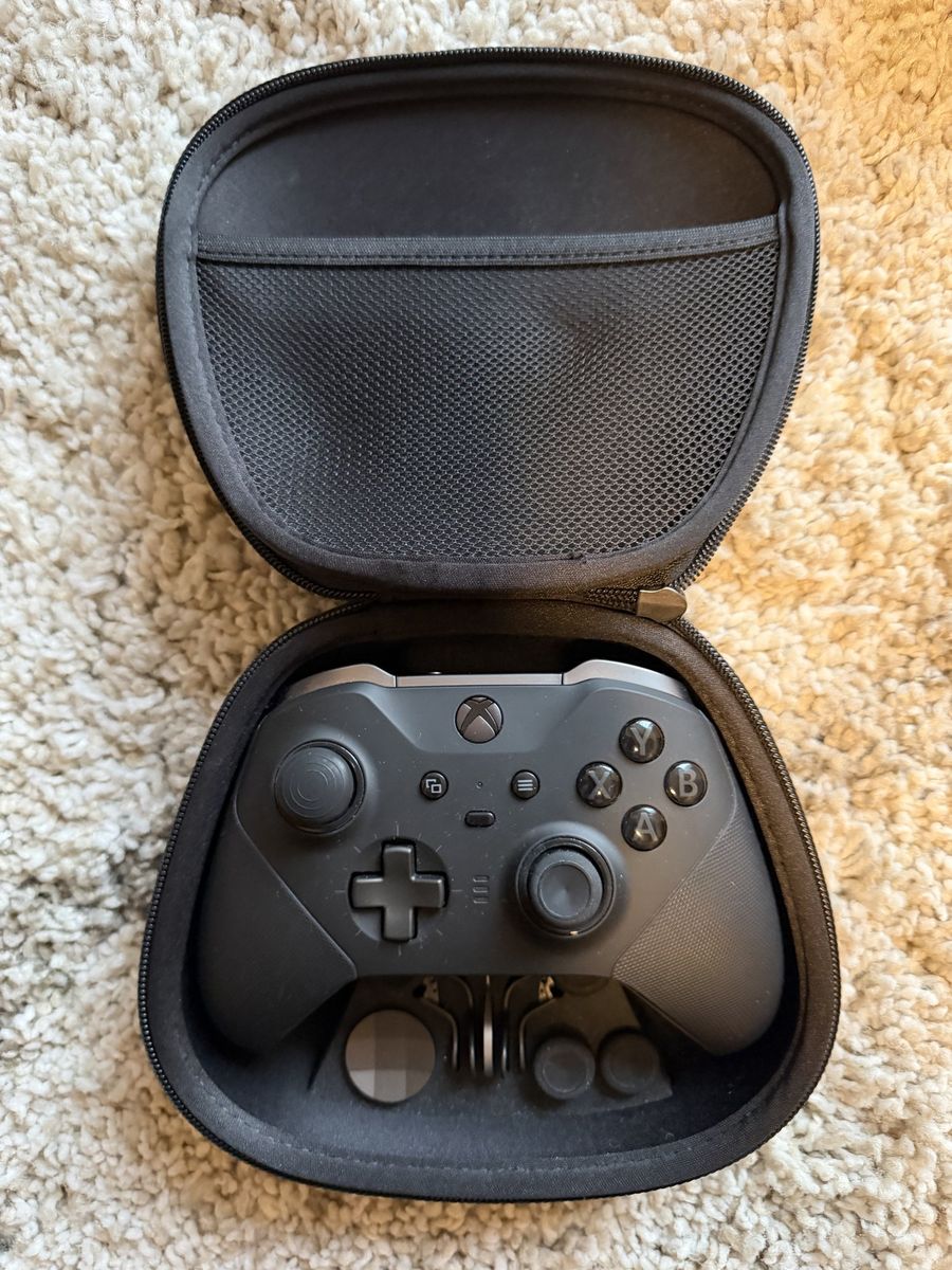 Xbox Elite Series 2 Wireless Controller — Black, Complete w/ Case & Paddles
