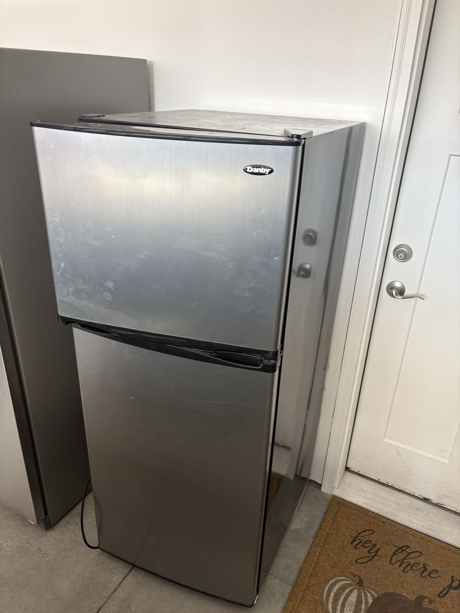 Danby Stainless Steel Top-Freezer Refrigerator