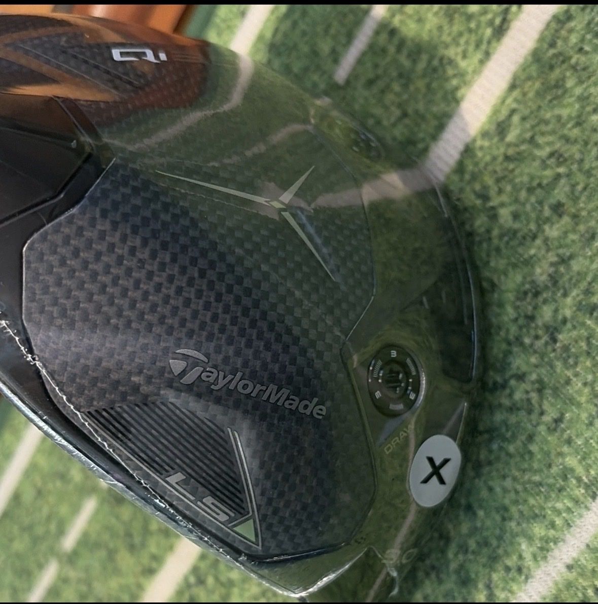 TaylorMade Qi35 9° LS Driver
