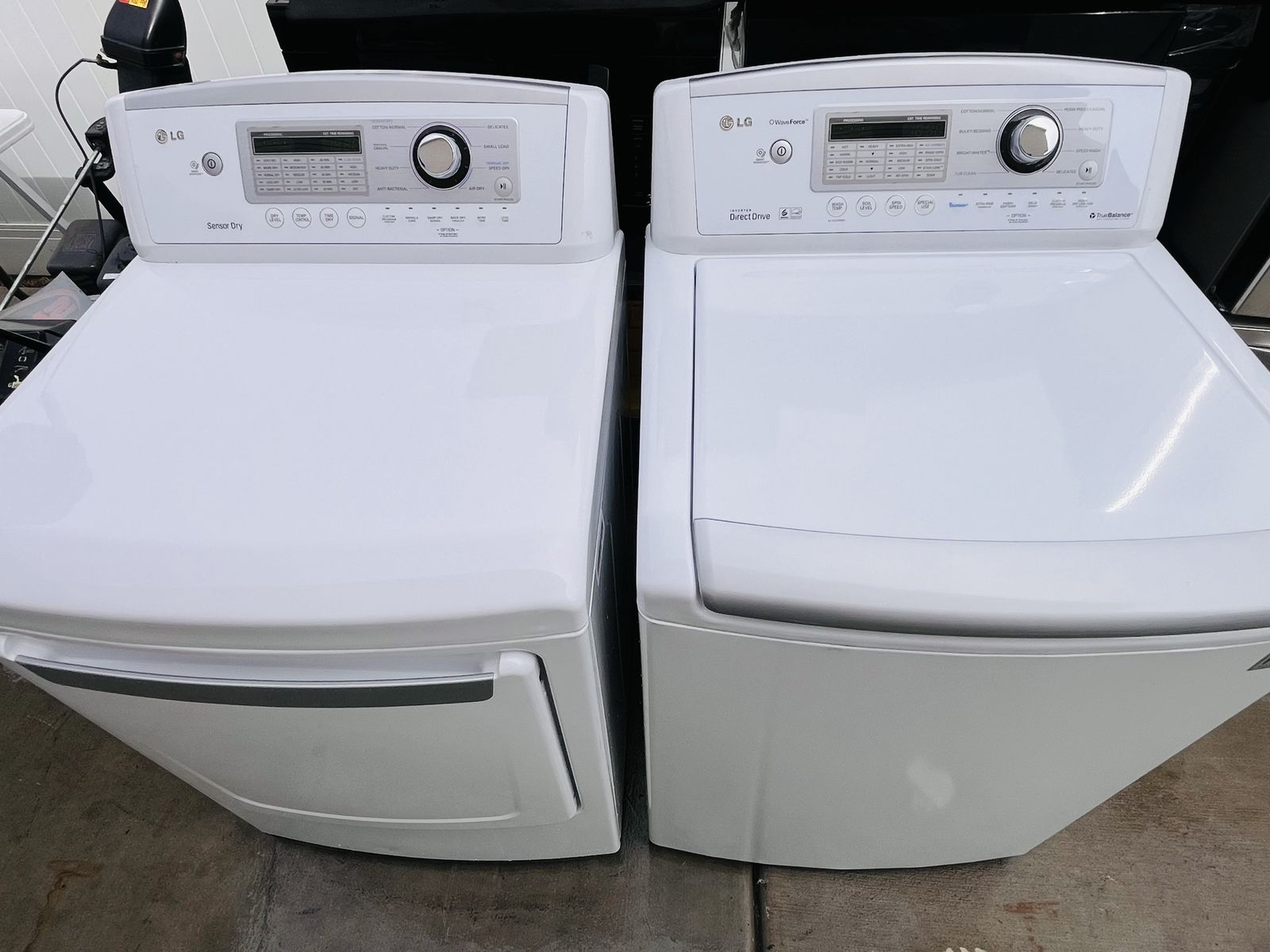 $580 OBO GOOD WASHER LG AND ELECTRIC DRYER LG