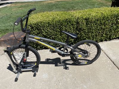 Strong BMX Bike Grey & Yellow, 20-inch wheels, Disc Brakes, Pro XXL Frame