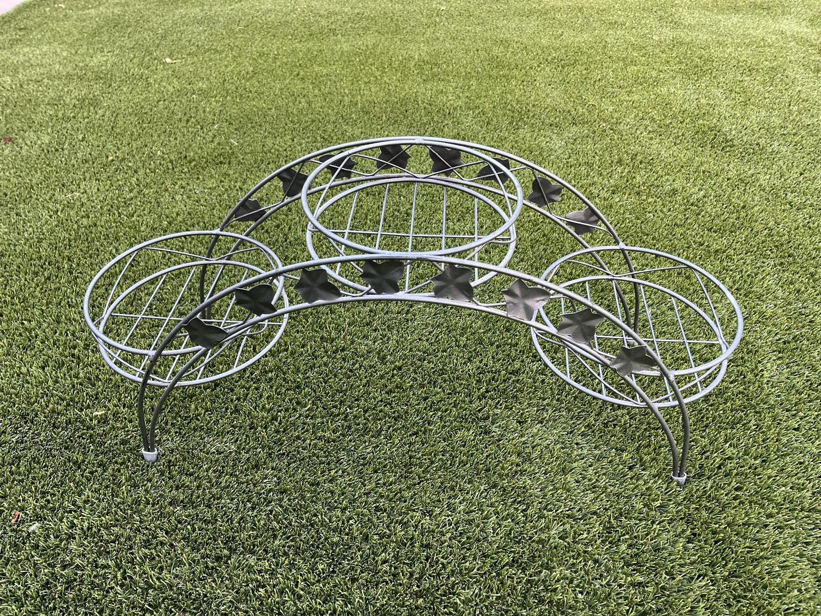 Gray Wrought Iron 3-Tier Arc Plant Stand with Leaf Accents