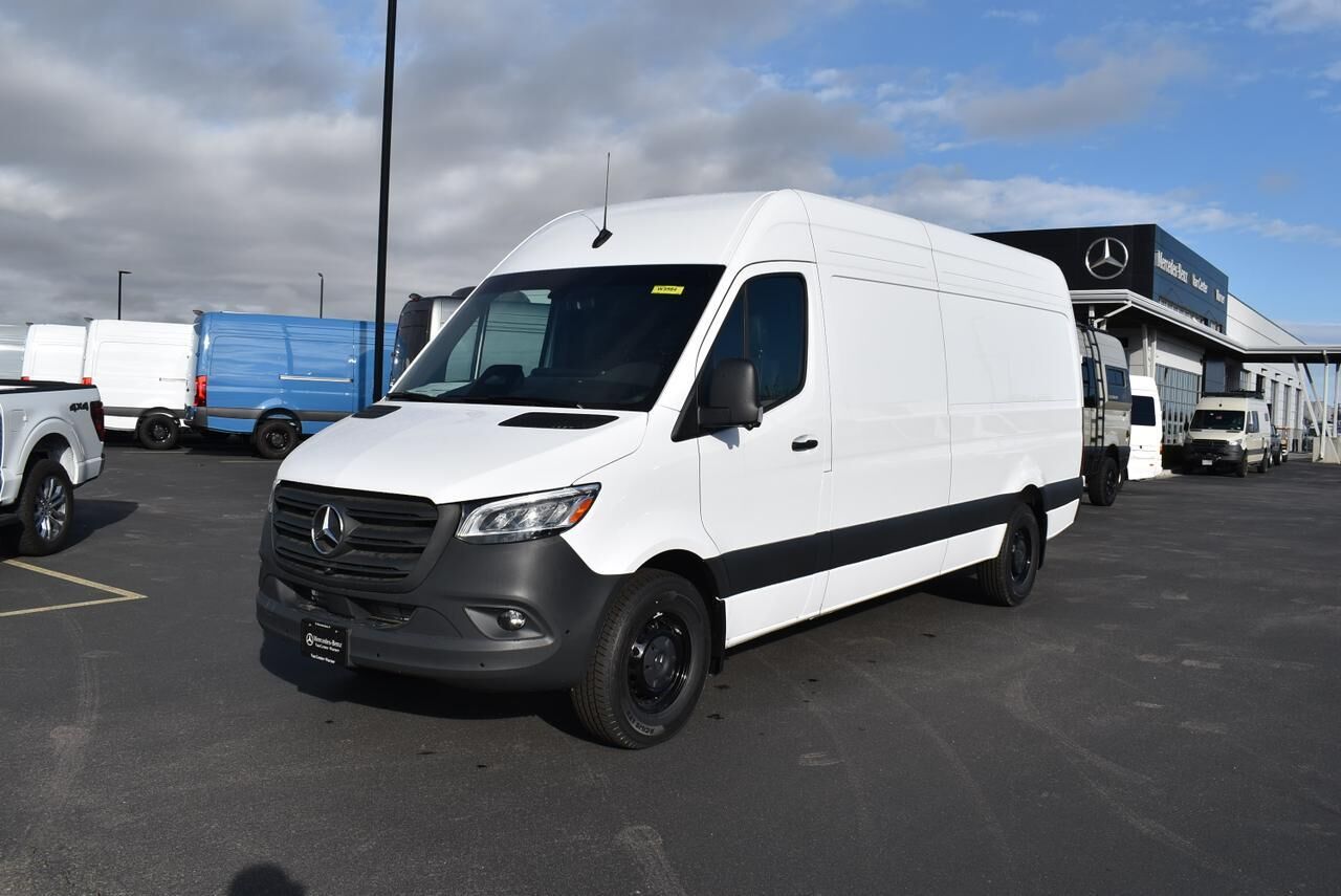 2025 Mercedes-Benz Sprinter 2500