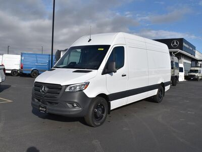 2025 Mercedes-Benz Sprinter 2500