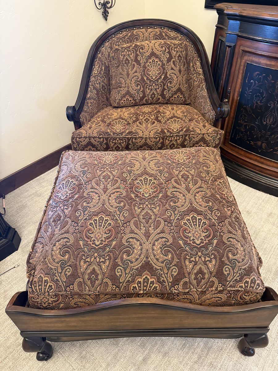 Elegant Traditional Accent Chair & Ottoman – Solid Wood – Excellent Condition