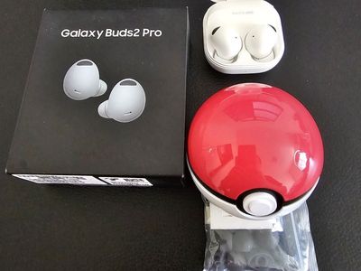 Samsung Galaxy Buds2 Pro Wireless Earbuds w/ Pokemon Pokeball Case & Extra Ear Tips - In-Ear Monitoar (IEM) / Headphone