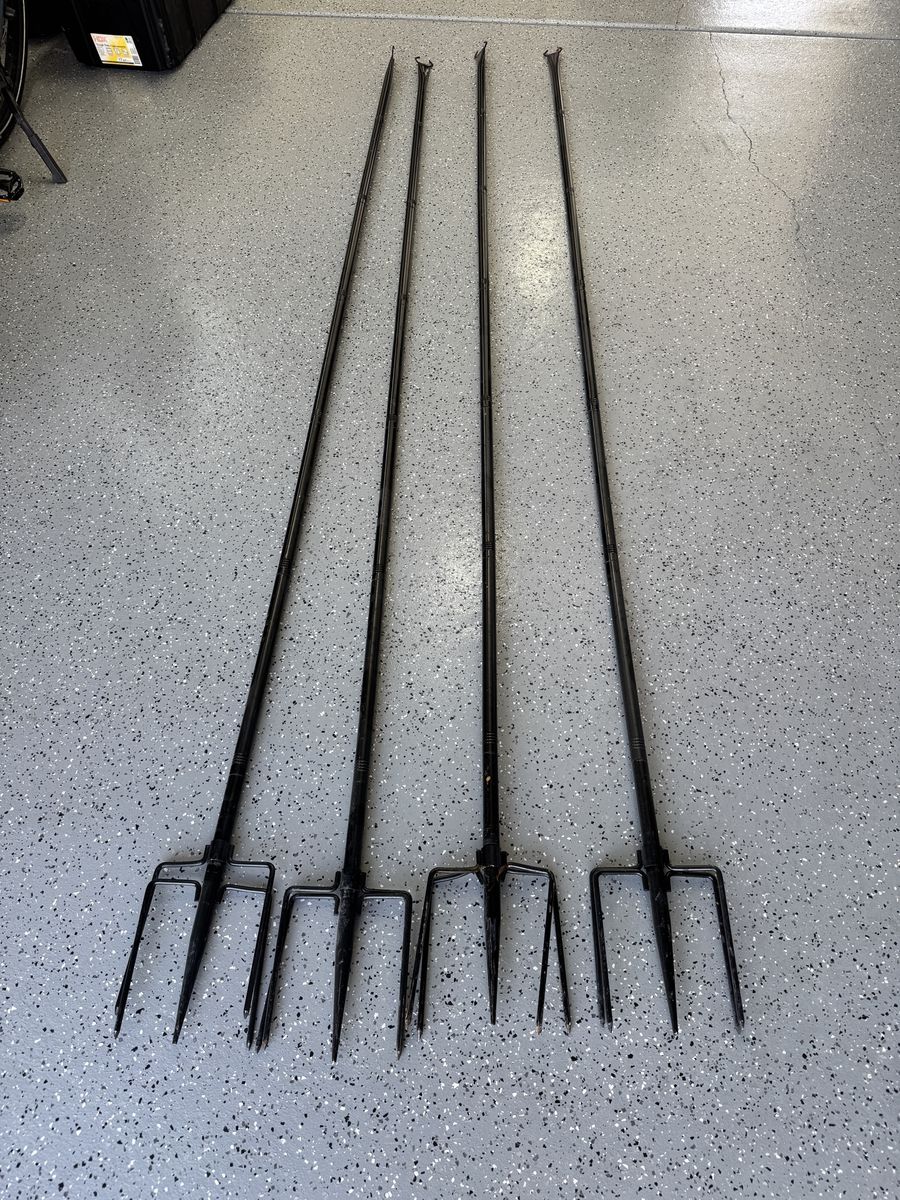 Out door Light Poles - Set of 4, Black Metal, Garden & Landscape Lighting Holders