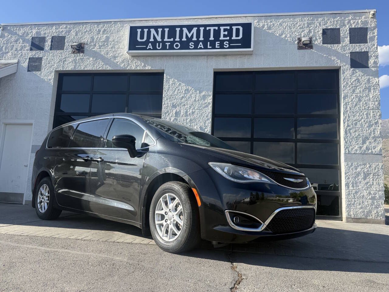 2017 Chrysler Pacifica Touring Plus