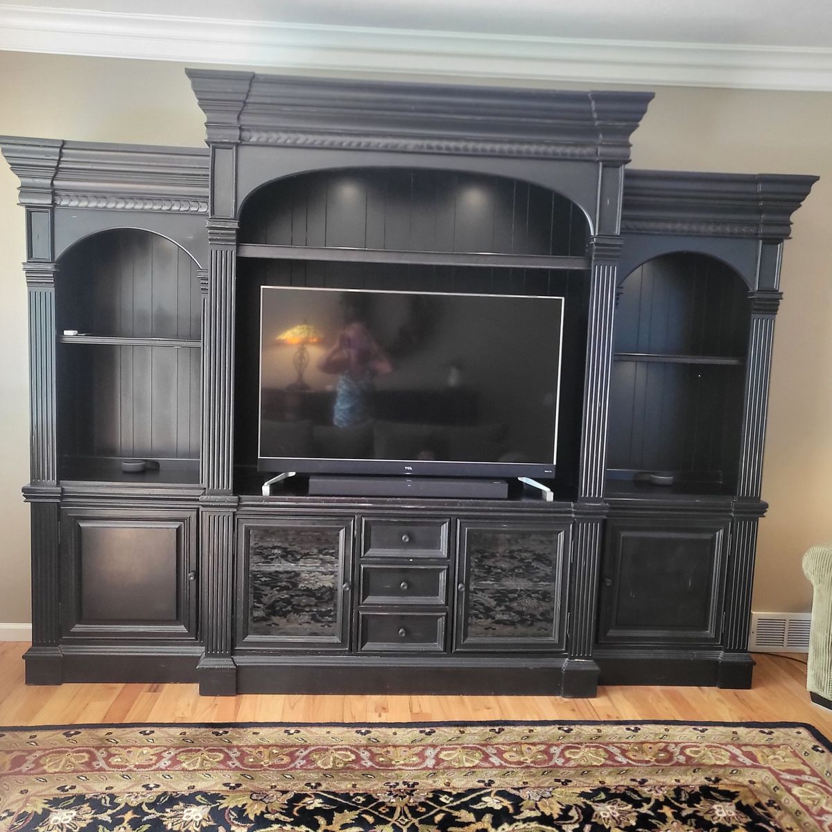 $400 MASSIVE 3-PIECE SOLID WOOD BLACK ENTERTAINMENT CENTER