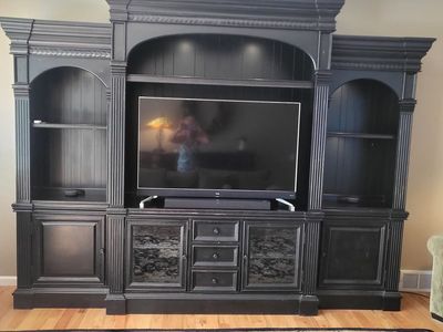 $400 MASSIVE 3-PIECE SOLID WOOD BLACK ENTERTAINMENT CENTER