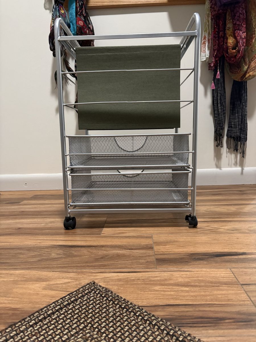 Rolling file folder with drawers