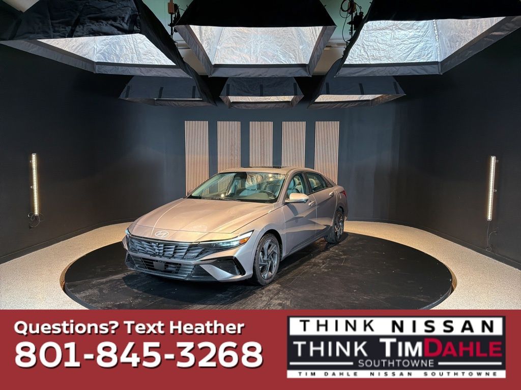 2024 Hyundai Elantra Limited