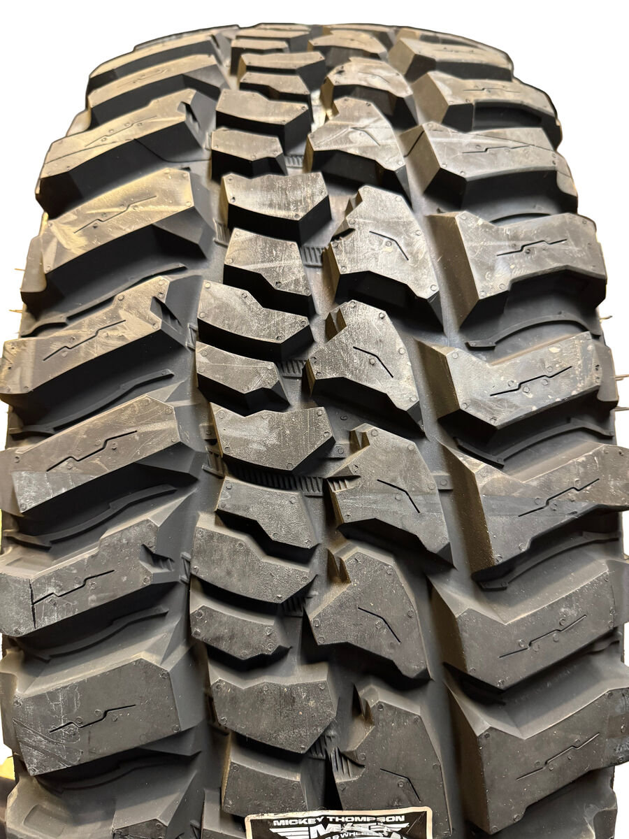 4 MICKEY THOMPSON BAJA BOSS LT 315 70 17 121/118Q 10PLY MUD TERRAIN TIRE 331311004