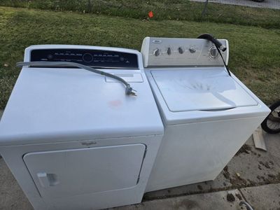 Whirlpool Cabrio Washer & Dryer Set - White, Electric Dryer, Top Load Washer