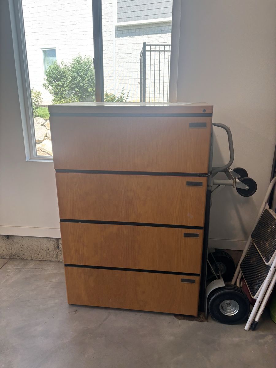 Main image 3