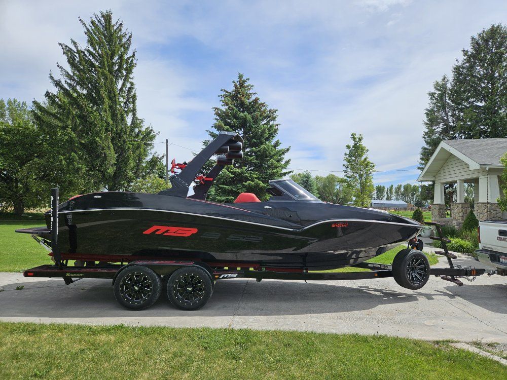 2021 MB Sports B52 23 Alpha