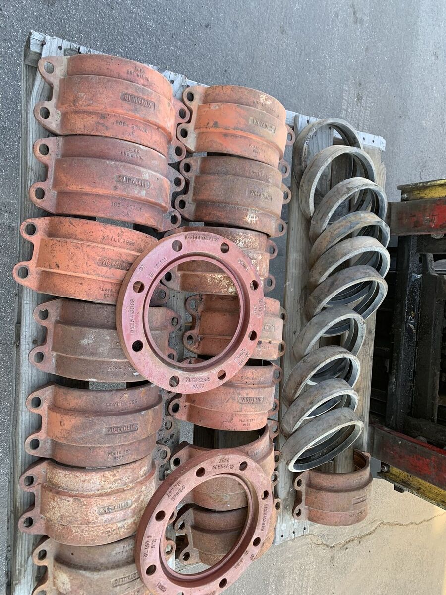 8" Victaulic 8" HPDE Pipe Coupling Style 995N Roust-a-bout w/ Gasket