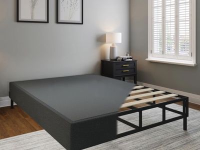 NEW ZINUS QUEEN METAL BED FRAME