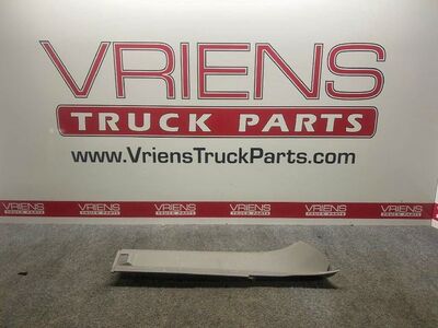 S60-1540-20720 INTERIOR TRIM PANELl ABOVE DOOR RH