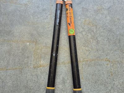 Fiskars PowerGear Lopper Tree Pruner 1.5" Capacity Gardening Tool