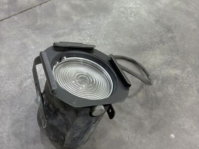 3 Halogen Staging Lights