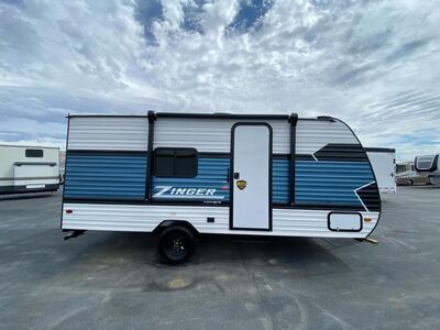 New 2025 CrossRoads RV Zinger Lite Affordable Travel Trailer with 12V Refrigerator (18RB)