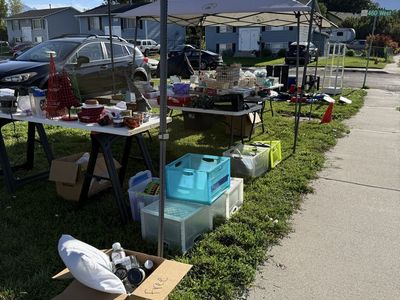 Yardsale in Lehi