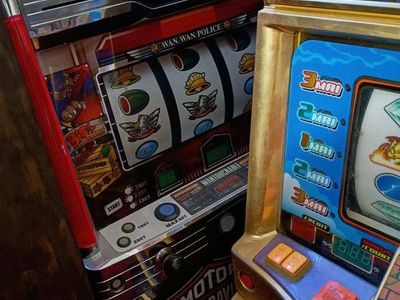 2 Slot Machines Duel Dragon, Harley