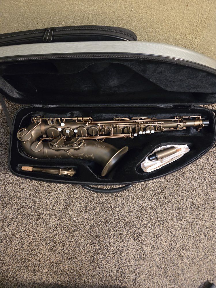 Vintage Finish Tenor Saxophone with Floral Engraving and Hard Case.