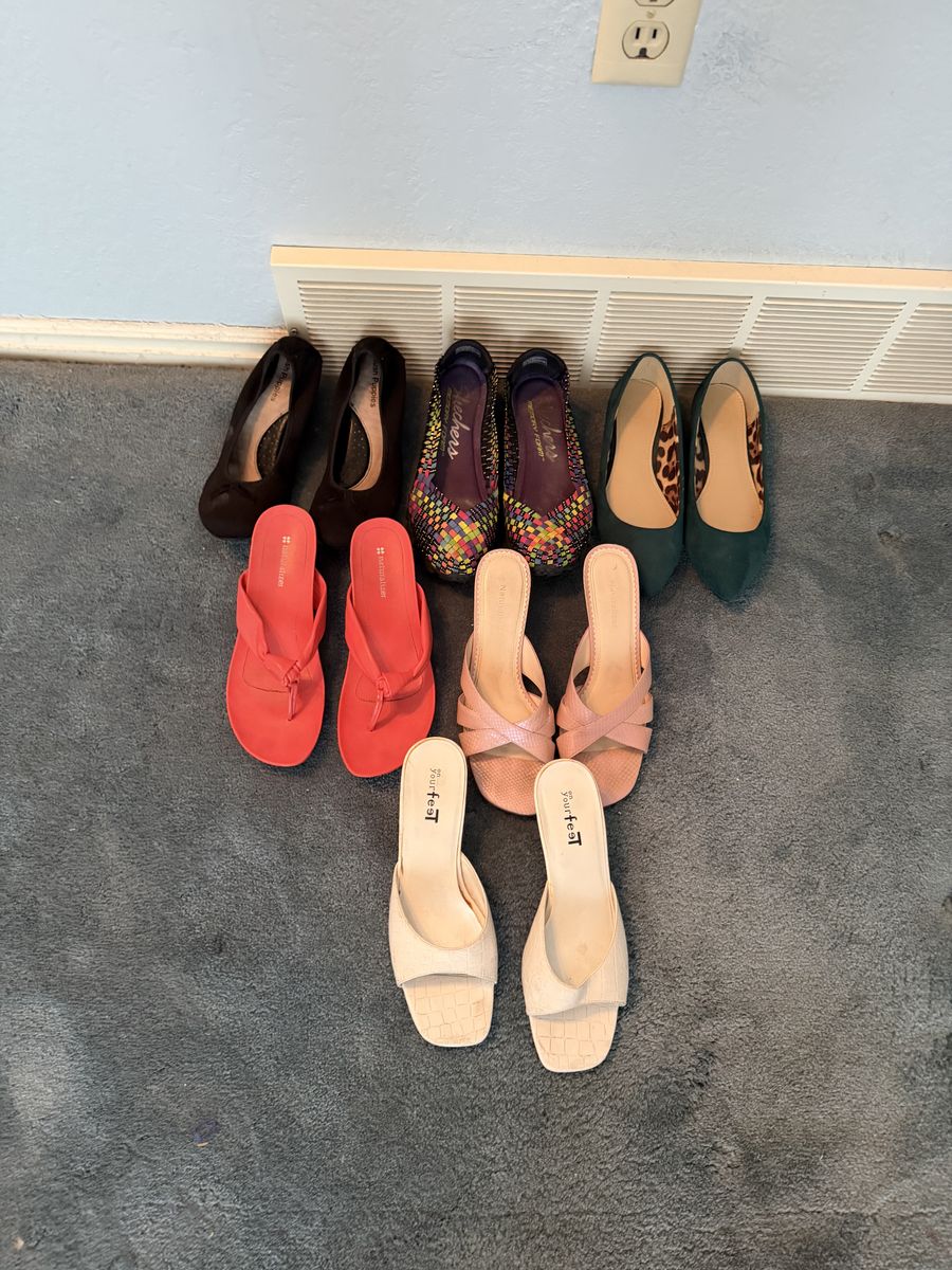 Women’s size 8 shoes and sandals $5 each pair cash/venmo in Provo FCFS