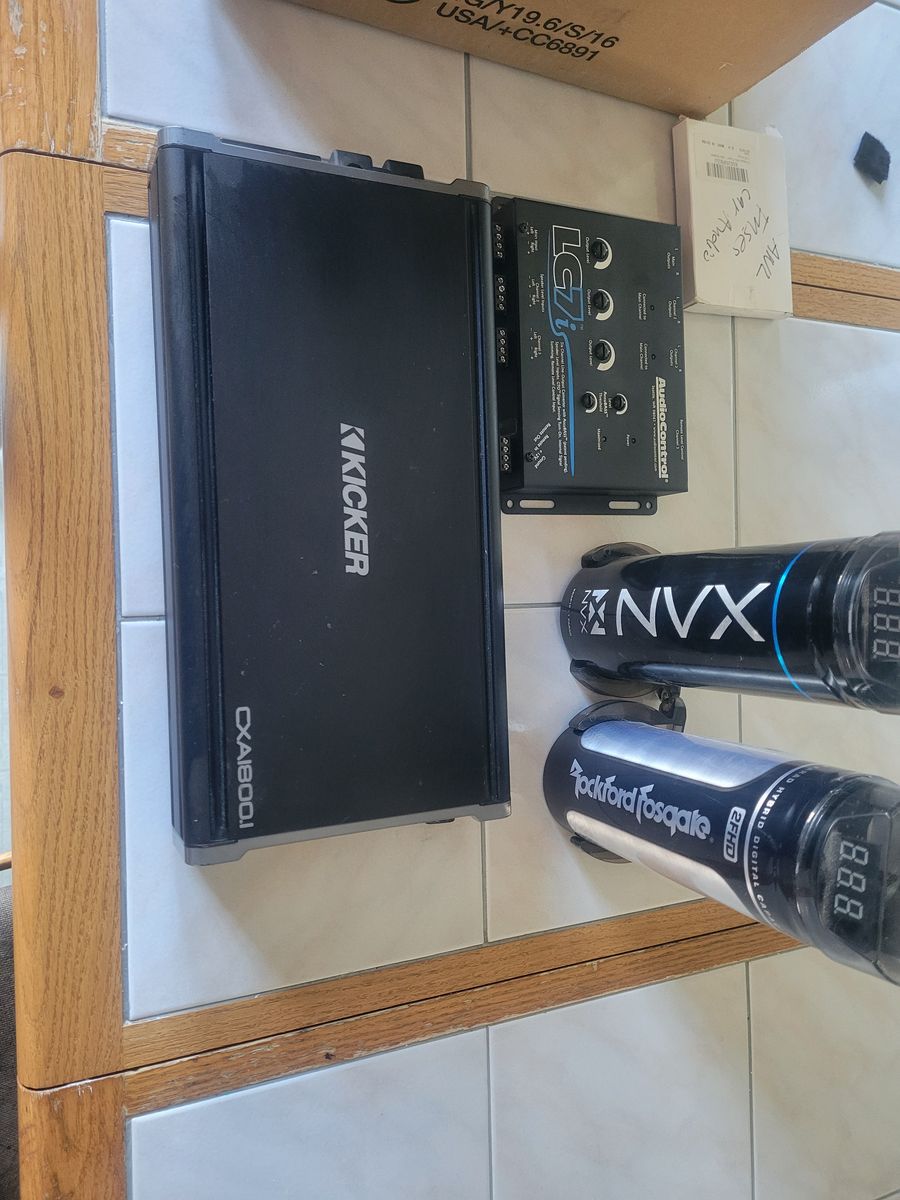 Kicker amplifier, audio parts