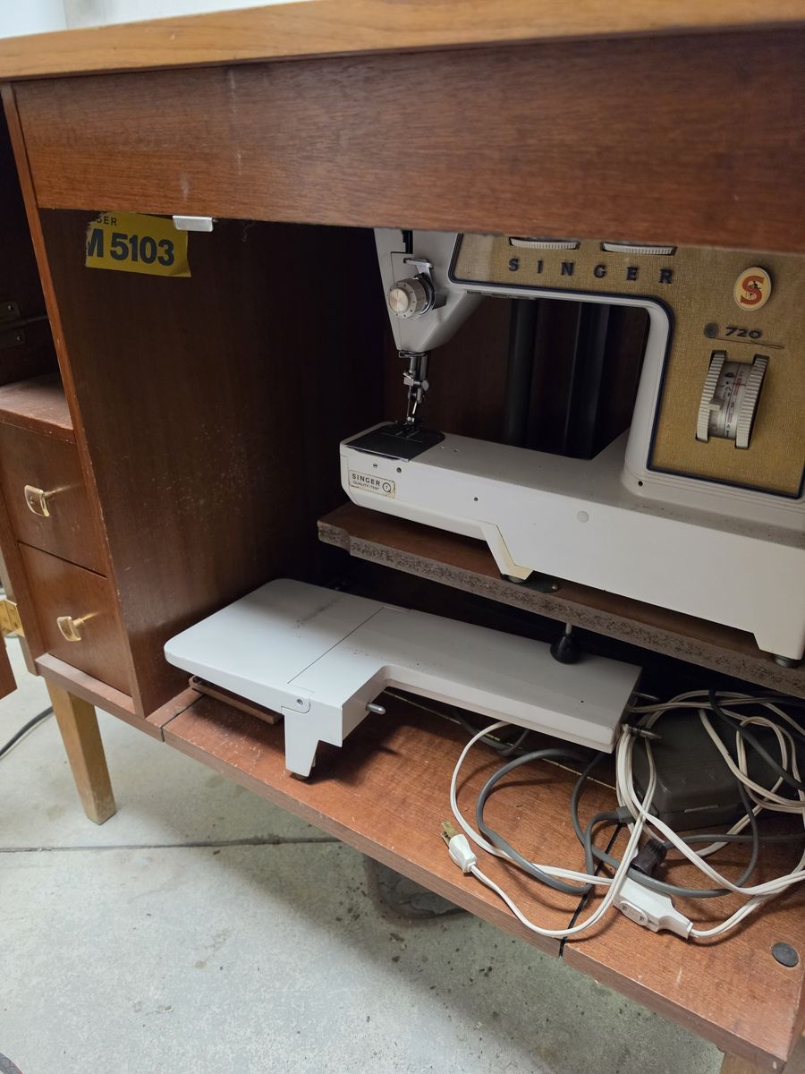 Free singer sewing machine