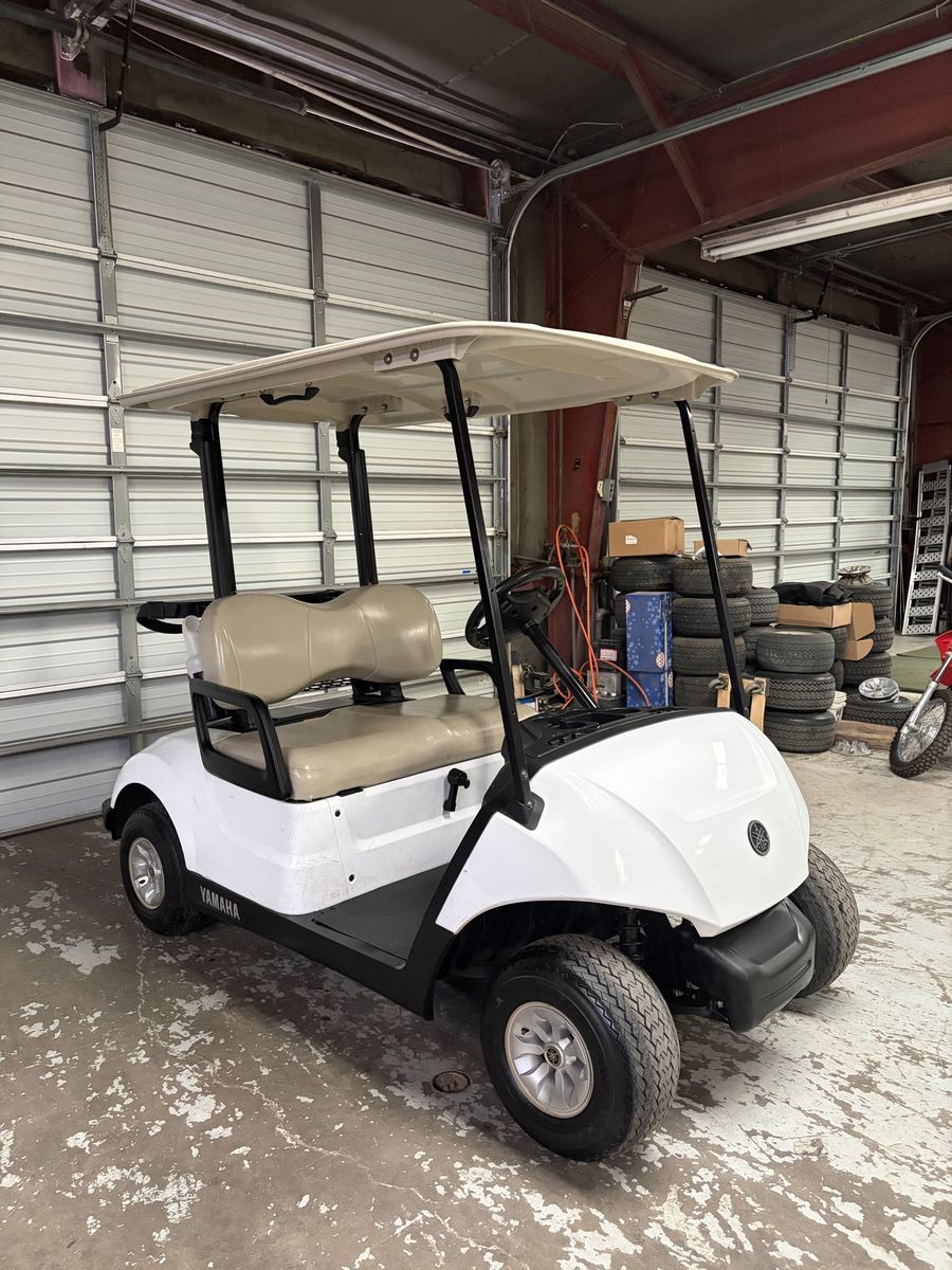 2018 yamaha quiet tech EFI gas cart 