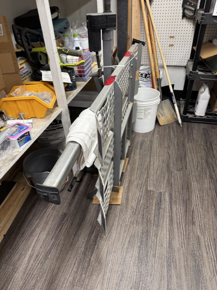 Hitch mounted scooter carrier 