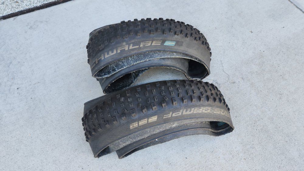 Free Schwalbe Tires 29 x 2.6