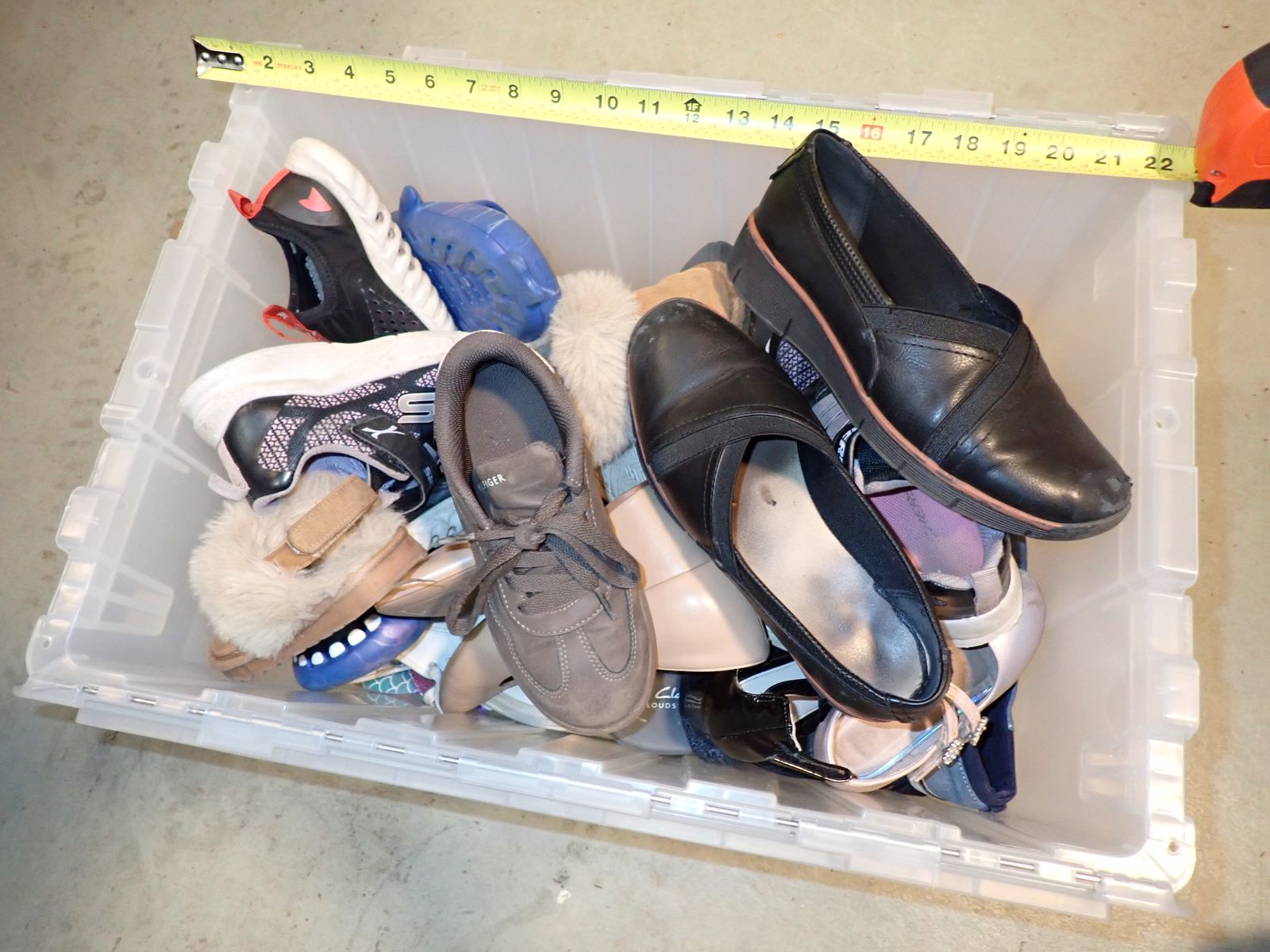 Moving Boxes - Plastic Totes for Rent - $1.00 / Week