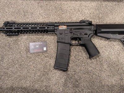 Spike's Tactical AR-15 Electric Airsoft Rifle - Brand New