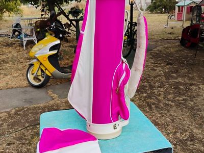 Hot Pink/White Golf Cart Bag W/Rain fly.