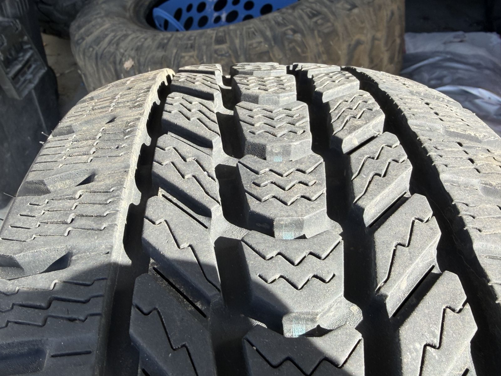 Firestone set of 4 235//65R16